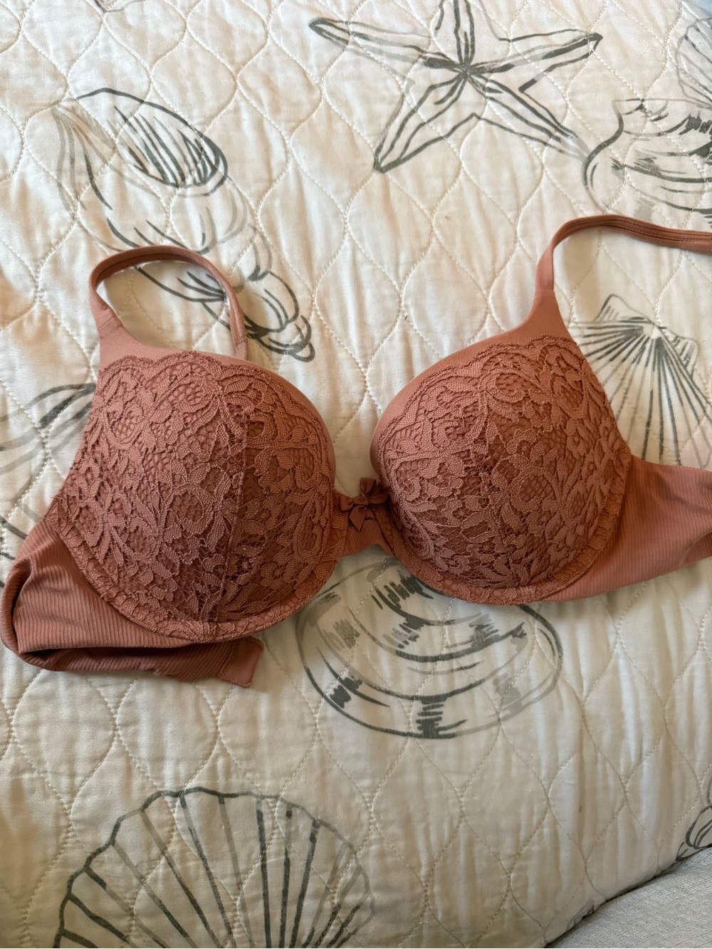 Victoria's Secret Lace Push-Up Bra in Dusty Mauve